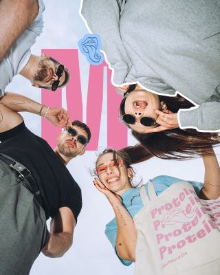 MÁME MERCH. 👕 Naše nová kolekce není jen o oblečení. Je to statement — pro ty, kterým není jedno, co do sebe i na sebe...